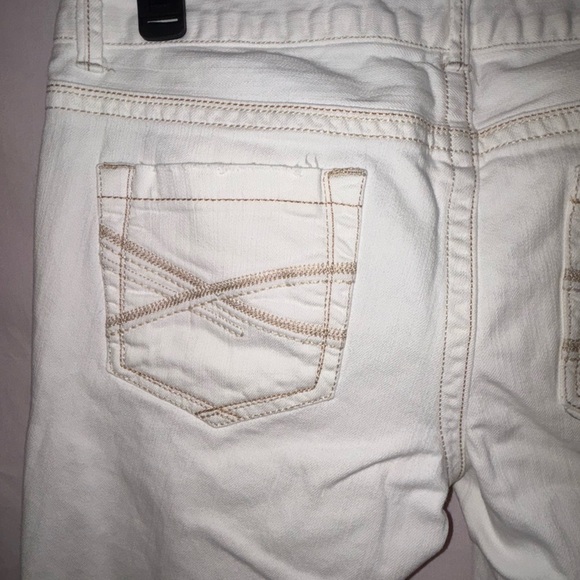 Aeropostale Women's Cream Skinny Jeans - Picture 4 of 15